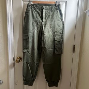 AE high-waisted super stretch cargo pants